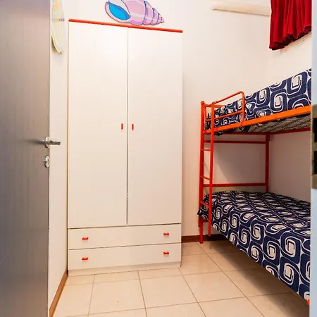 Lepanto Apartment *